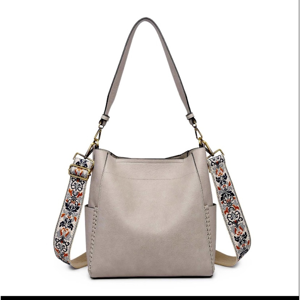 Penny 2 in 1 bucket bag with Guitar Strap